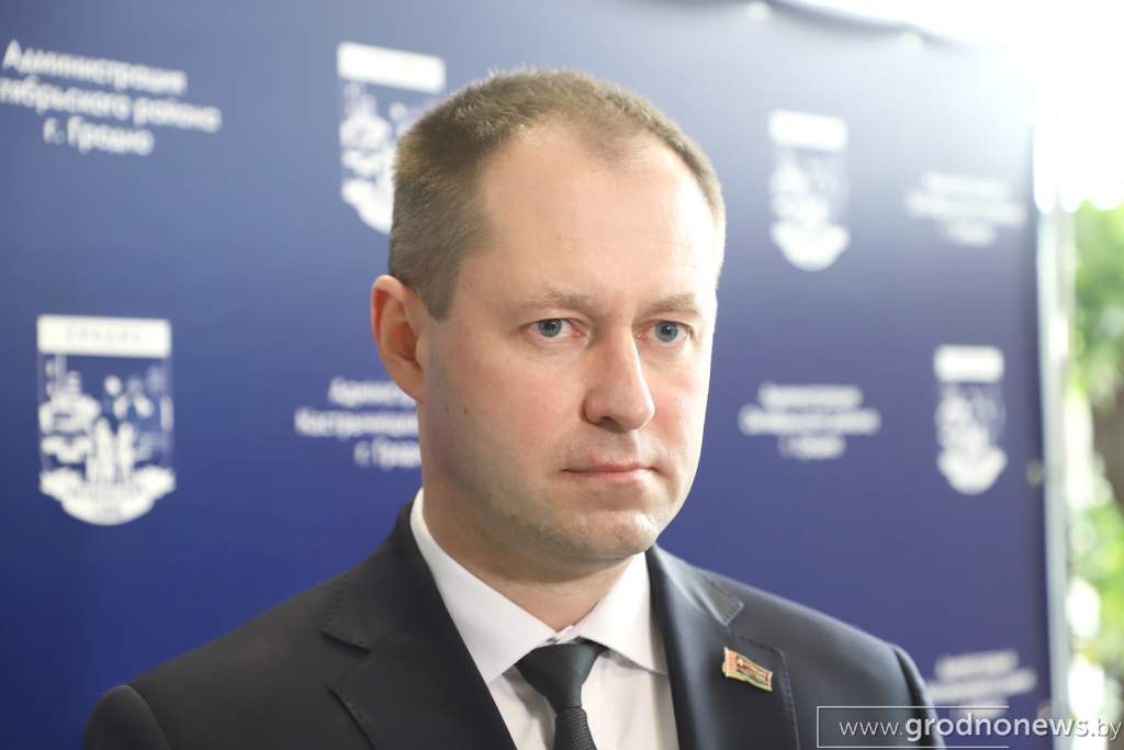 глава администрации.JPG