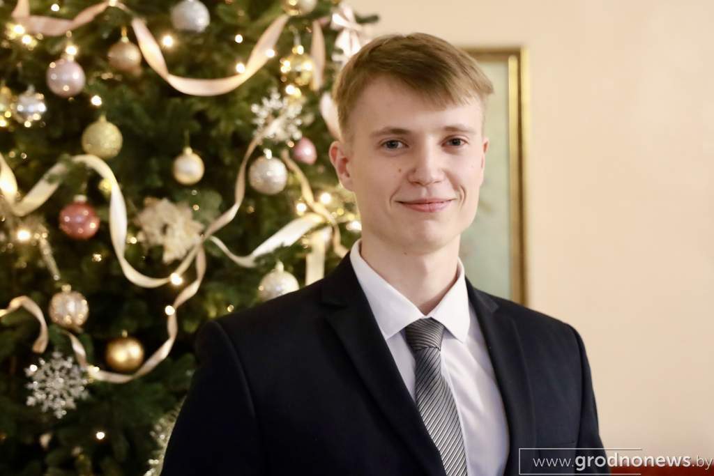 Артем.jpg