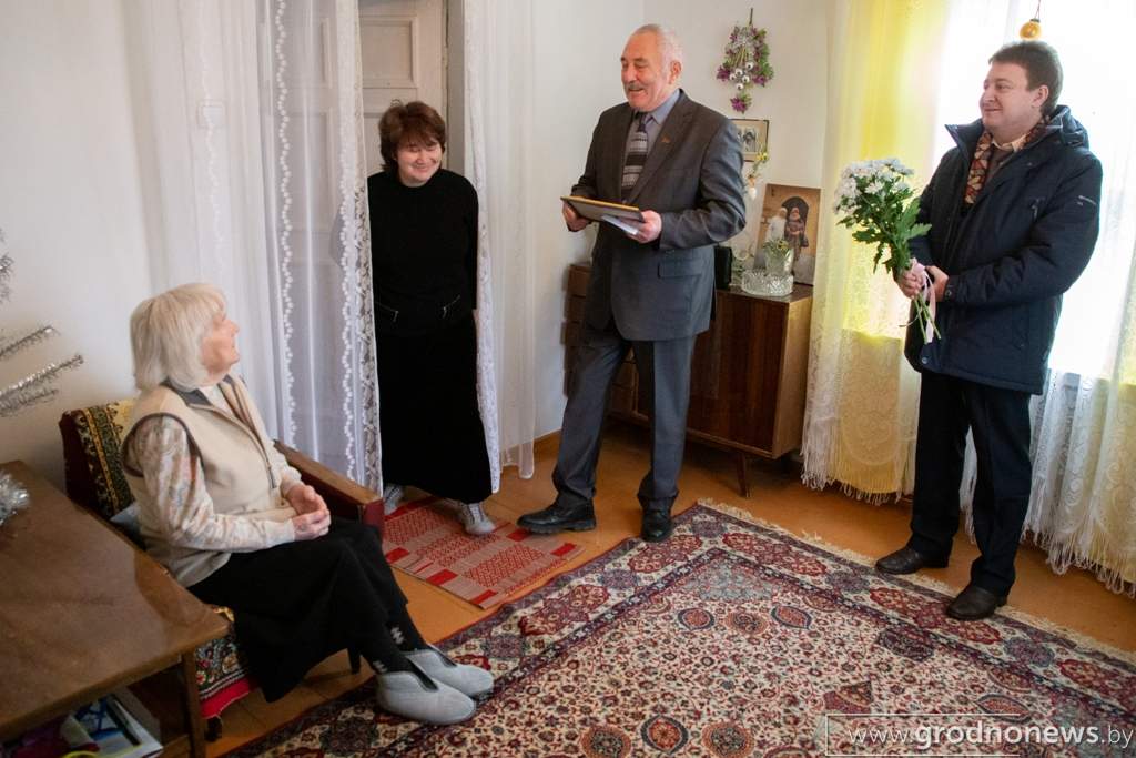 Photo-2.jpg