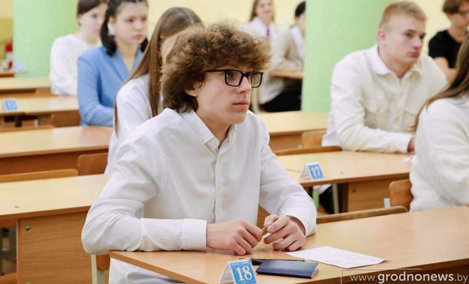 Социальные проекты беларуси. Конкурс социальных молодёжных проектов молодёжь беларуси за жизнь. Социальные проекты беларуси. Государственная молодежная политика рб. Социальный проект дотянись до мечты.