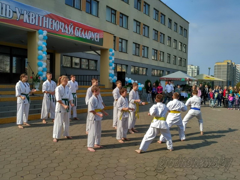 f4499acb67771453e1d382edeeee3360.jpg