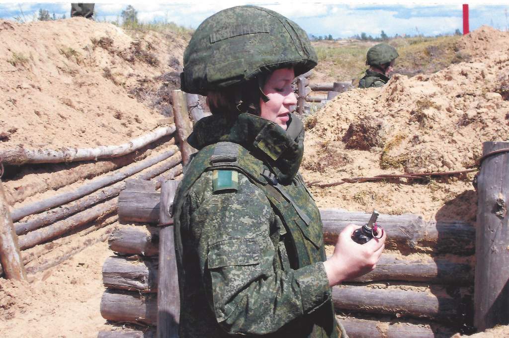 старшина Летяго Н.Е. на контрольных занятиях .jpg