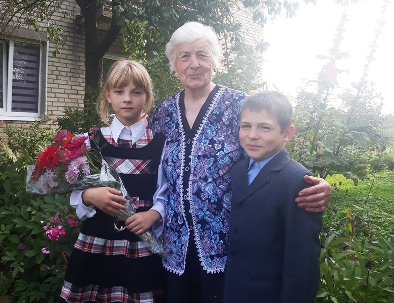Жуховичская СШ.jpg Жуховичская СШ.jpg