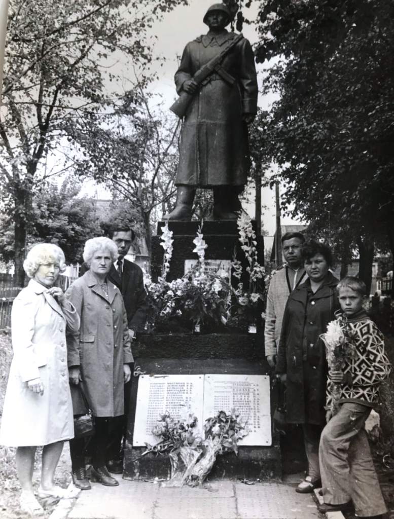 старая фотография_середина семидесятых.jpg