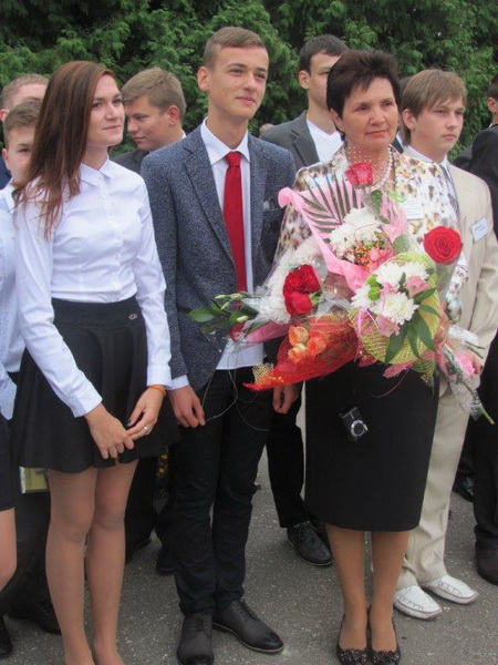 Віншаванне класнага кіраўніка.jpg Віншаванне класнага кіраўніка.jpg