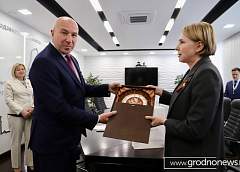 В Гродненском облисполкоме проходит встреча руководства региона с делегацией Калининградской области 