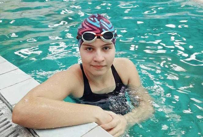 Плыть против течения. Как лидчанка с нарушением слуха стала мастером спорта по плаванию и тренером для детей с инвалидностью