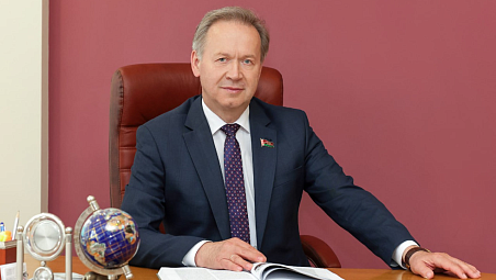 Игорь Жук, член Совета Республики Национального собрания Республики Беларусь: «Выпускники сделали первый шаг на пути к профессии врача»