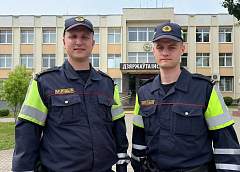 Сотрудники ГАИ в Гродно помогли доехать до больницы женщине, срочно нуждавшейся в помощи врачей