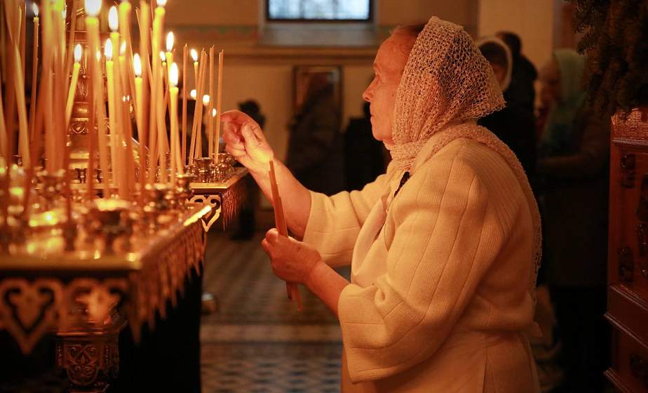 Фотофакт: В Гродно православные верующие празднуют Крещенский сочельник