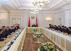 Тема недели: Президент Беларуси провел совещание по парламентской кампании