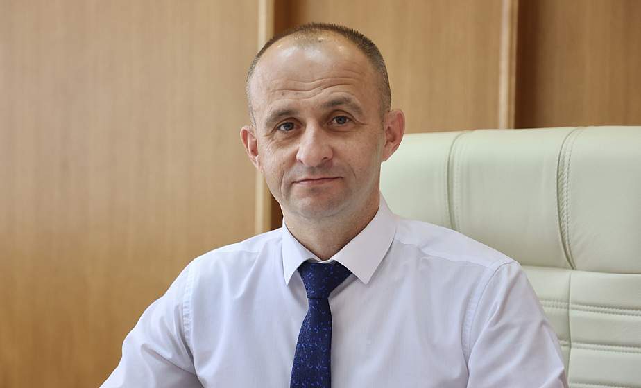 Прямую телефонную линию с жителями Гродненщины провел первый заместитель председателя Гродненского облисполкома Юрий Валеватый