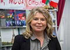 Book bridge from France to Belarus: how fairy tales help to heal people, told French writer Anna Lozovskaya at a meeting in Grodno