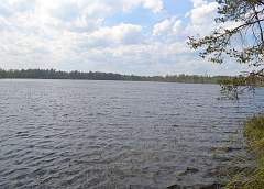 Glacier tracks, a chain of six lakes. Guide to nature reserves of local importance in the project "Grodno Region: Reserved World"
