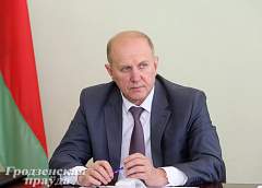 Председатель облисполкома Владимир Кравцов провел прием граждан в Сморгонском районе
