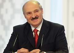 Александр Лукашенко поздравил соотечественников с Днем Конституции Республики Беларусь