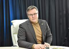 "Нам нужна своя Конституция, отражающая принцип Народного вече": Андрей Кривошеев ответил на вопросы учащихся ссузов