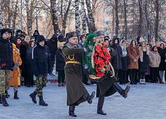 Учащиеся СШ №3 имени Виктора Усова отметили 105-ую годовщину со дня рождения героя-пограничника