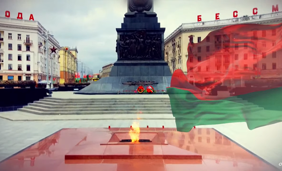 Прямая трансляция возложения цветов к монументу на площади Победы Прямая трансляция возложения цветов к монументу на площади Победы
