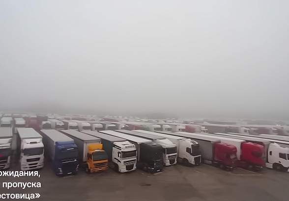  Более 1100 фур на литовской регистрации разместят в специально оборудованных местах до открытия границы