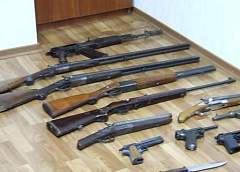 Житель деревни Поречье сдал в милицию целый арсенал