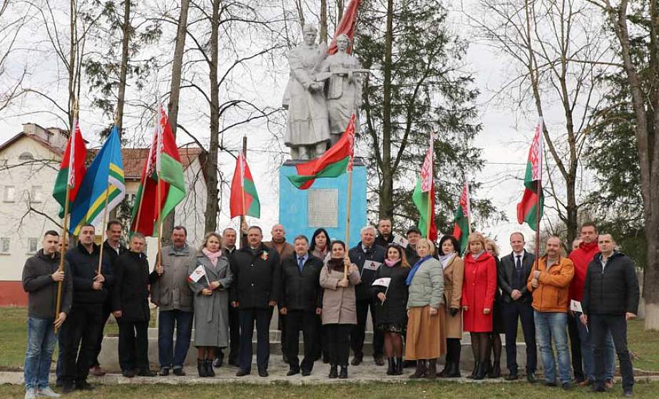 Дзятлаўшчына далучылася да абласной акцыі “Памяць. Мір. Стварэнне”
