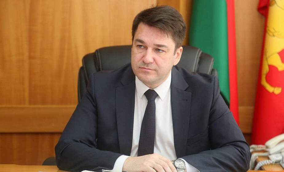 Заместитель председателя Гродненского облисполкома Виктор Пранюк провел прямую телефонную линию с жителями региона Заместитель председателя Гродненского облисполкома Виктор Пранюк провел прямую телефонную линию с жителями региона