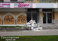 В доме по улице Ожешко прорубили дверь, уничтожив уникальную фреску