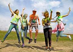 Фестиваль красок ColorFest прошел в парке активного отдыха «Коробчицкий Олимп» под Гродно