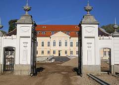  The Volovichi Palace in Svyatsk is planned to be partially opened for guests by early next year. What work is being done on the renovation project?