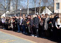 Патриотическая акция в память о хатынской трагедии прошла в ГрГУ имени Янки Купалы