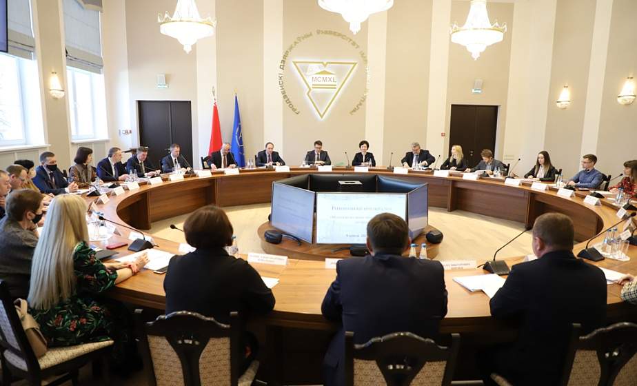 Вопросы занятости молодежи обсудили за круглым столом в ГрГУ имени Янки Купалы