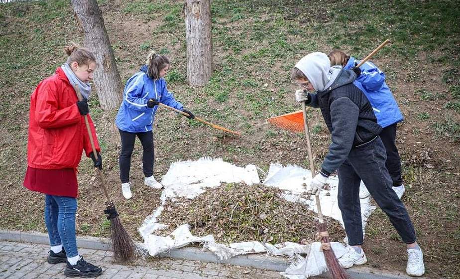 Свыше 1000 активистов БРСМ в регионе присоединятся к республиканскому субботнику