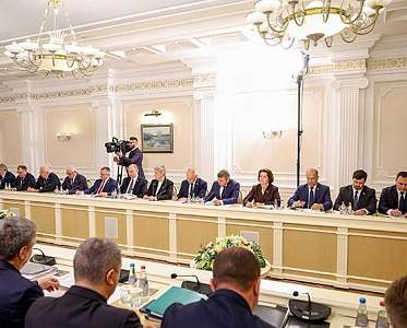 "Пока картина неоднозначная". Александр Лукашенко о работе экономики в 2025 году