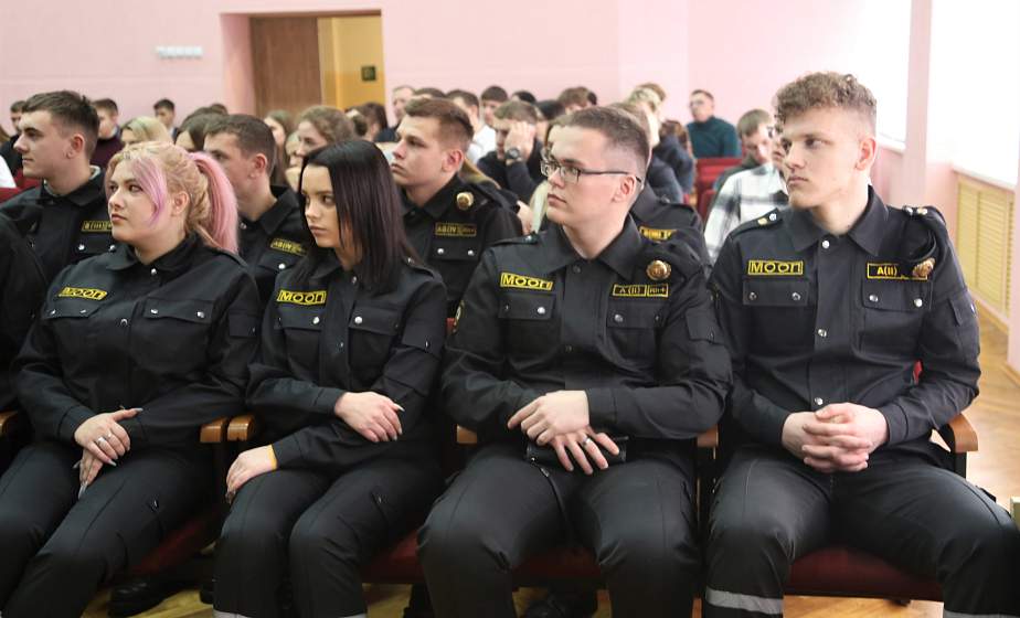 В Гродно выбрали лучший молодежный отряд охраны правопорядка В Гродно выбрали лучший молодежный отряд охраны правопорядка