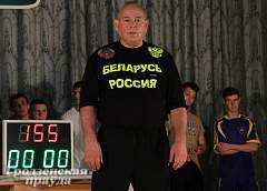 Рекорд Гиннесса установил в Гродно россиянин Анатолий Ежов