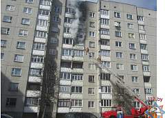 Из-за брошенного сверху окурка загорелся балкон в многоэтажке по улице Лиможа