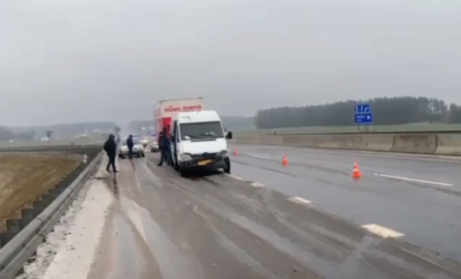 В Лидском районе маршрутка попала в ДТП В Лидском районе маршрутка попала в ДТП
