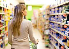 Специалисты санслужбы обнаружили почти 22 кг просроченной продукции в четырех магазинах Гродненского района