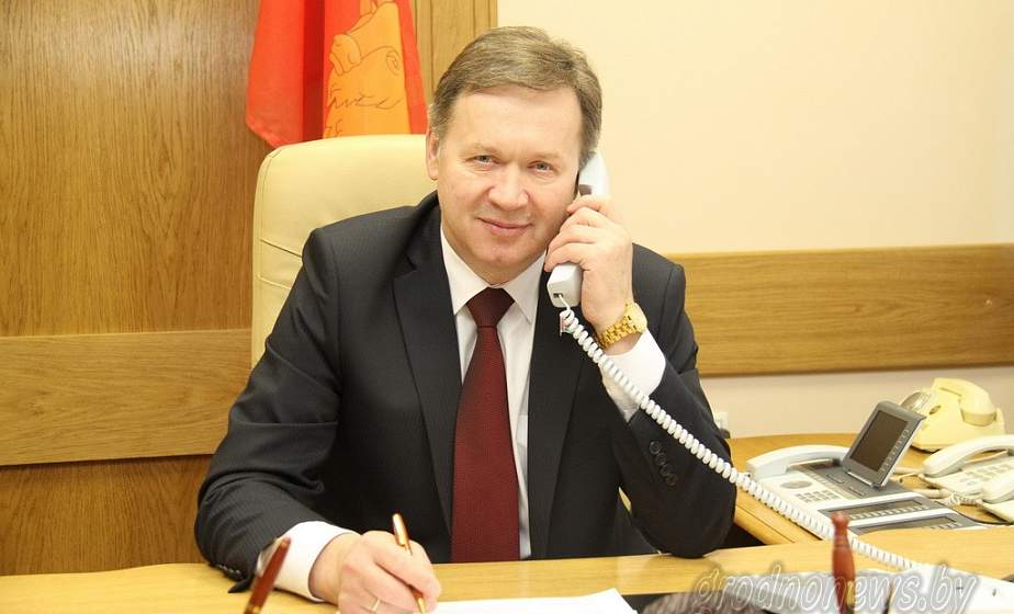 Председатель Гродненского областного Совета депутатов Игорь Жук провел прямую линию Председатель Гродненского областного Совета депутатов Игорь Жук провел прямую линию
