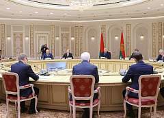 Александр Лукашенко: Беларусь рассчитывает на активизацию партнерских связей с Алтайским краем России