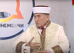 "Я очень дорожу воспоминаниями и впечатлениями из своего детства! Без преувеличения - этим я живу!" Муфтий Абу-Бекир Шабанович в программе "Скажинемолчи"