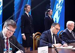 Генсоглашение между правительством, нанимателями и профсоюзами на 2025-2027 годы подписано в Беларуси