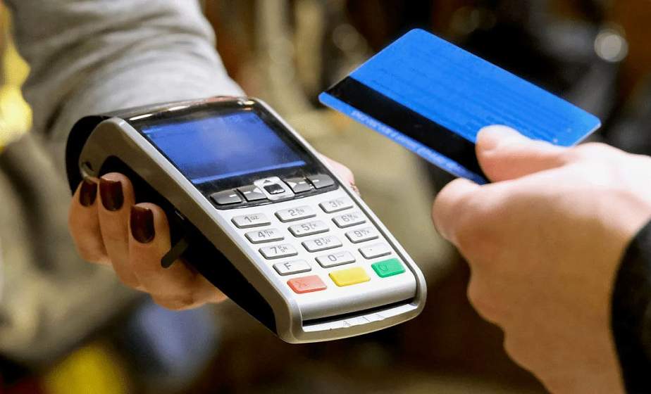 Банковские карточки некоторых банков могут не работать в ночь на 12 июля