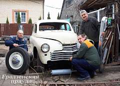 Клуб «АвторетроГродно» реставрирует 62-летнюю «Победу»