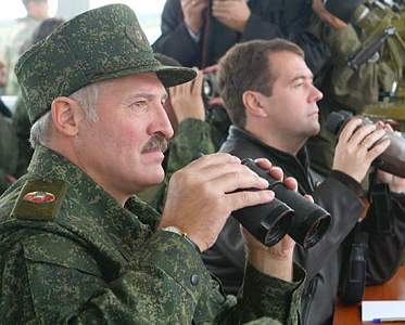 "Наконец, как и должно быть, мы вместе". Как проходили первые белорусско-российские учения "Запад" 