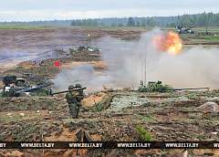 Ведение контрнаступления отрабатывают сегодня военные на учении "Запад-2017"