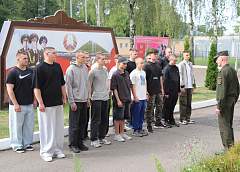 Армейские каникулы. 17 студентов-аграриев из Гродненской области отправились на службу в резерве