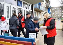 «Словами не передать, как мы благодарны!» Семьям украинских беженцев, поселившимся в Гродно, помогли найти работу и заселиться в общежитие
