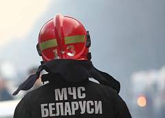 МЧС ликвидировали пожар в торговом центре в Лиде